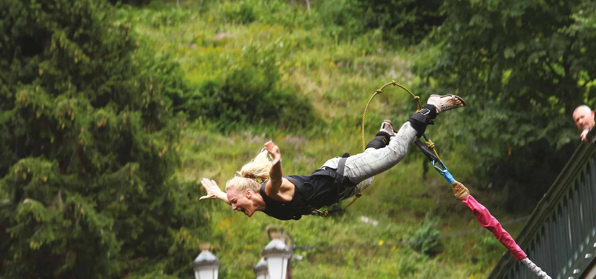 image d'en tête de LuzTyroline - parcours tyrolienne