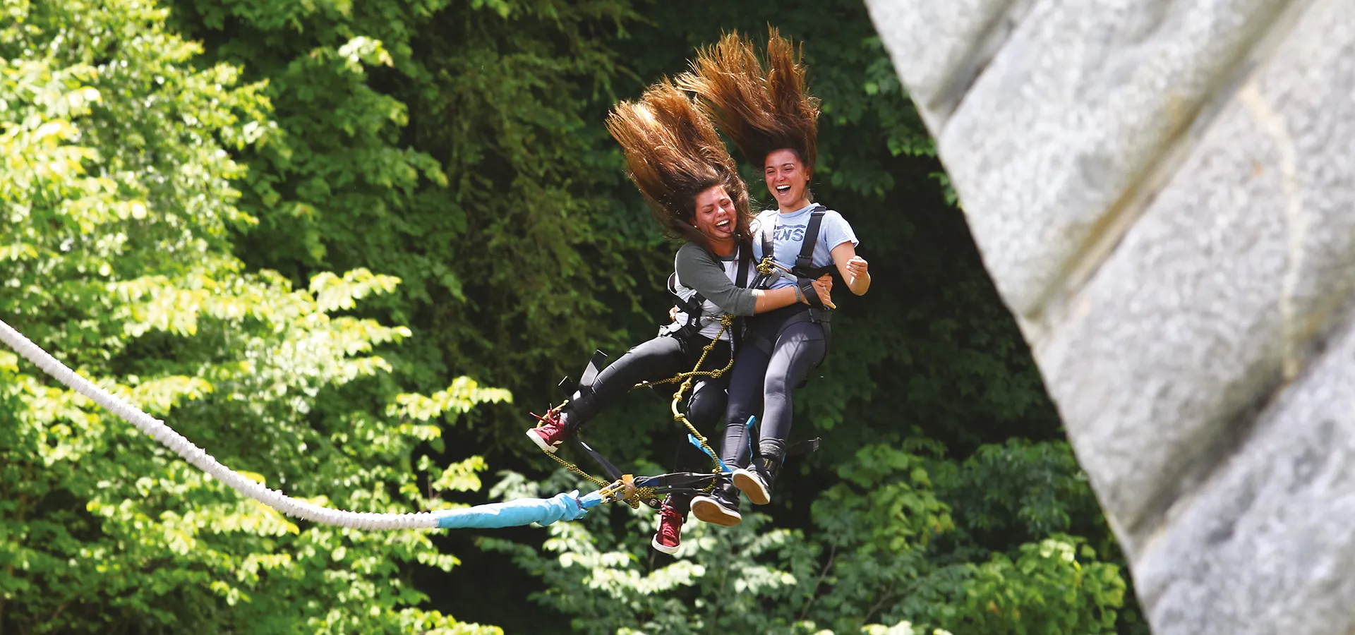 image d'en tête de LuzTyroline - parcours tyrolienne